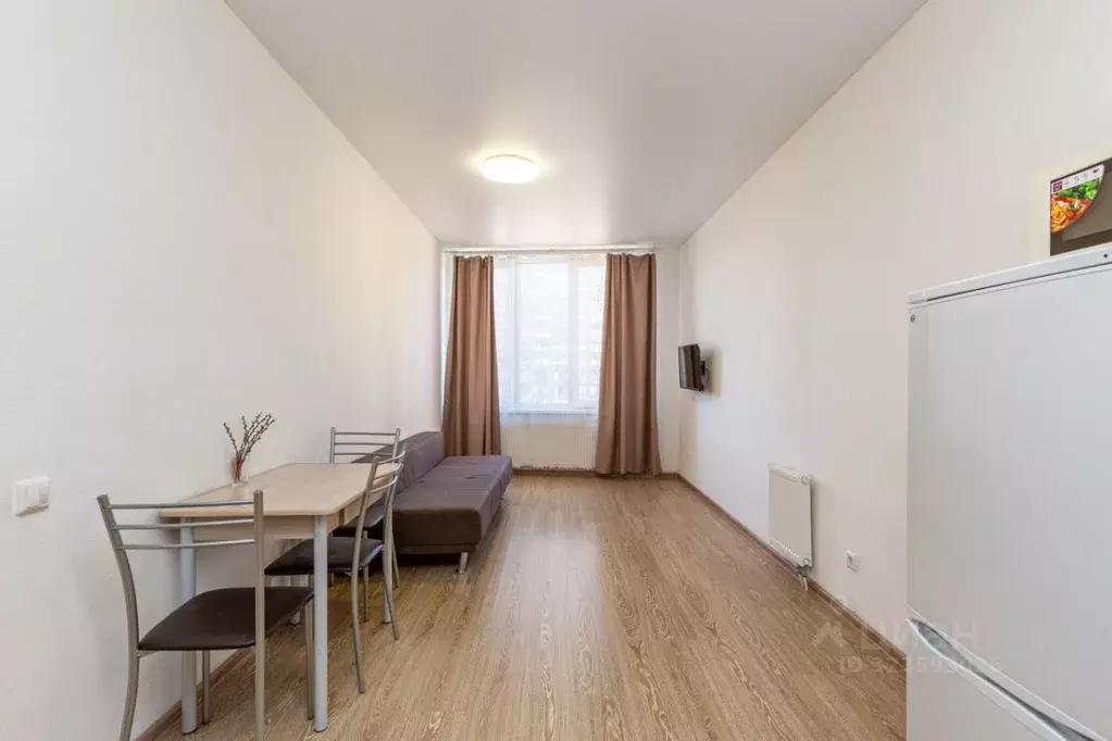 1-к кв. Свердловская область, Екатеринбург Уктус жилрайон, Светлый ... - Фото 2