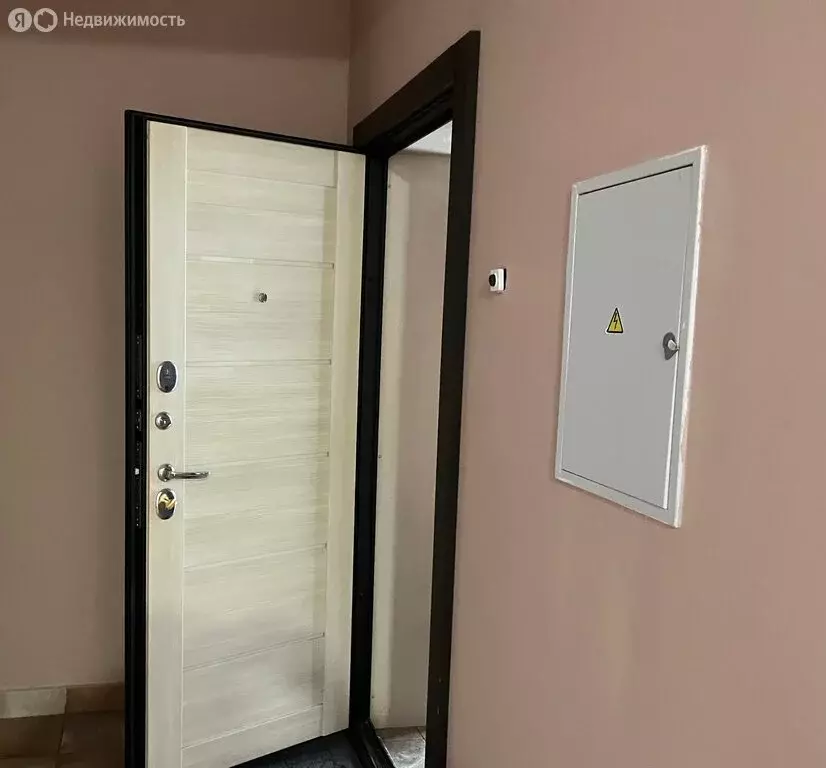 1-комнатная квартира: Бор, Коммунистическая улица, 8 (43.7 м) - Фото 2