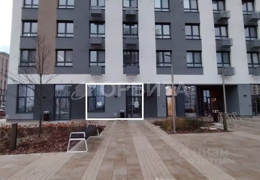 Помещение свободного назначения в Тюменская область, Тюмень ул. ... - Фото 1