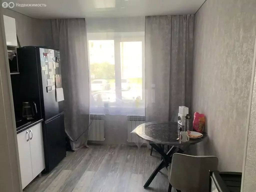 3-комнатная квартира: Тобольск, микрорайон 7А, 37Д (65.4 м) - Фото 2