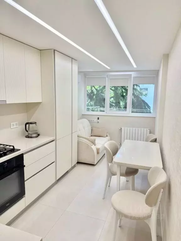 2-к кв. Краснодарский край, Сочи Центральный мкр, ул. Островского, 67 ... - Фото 1