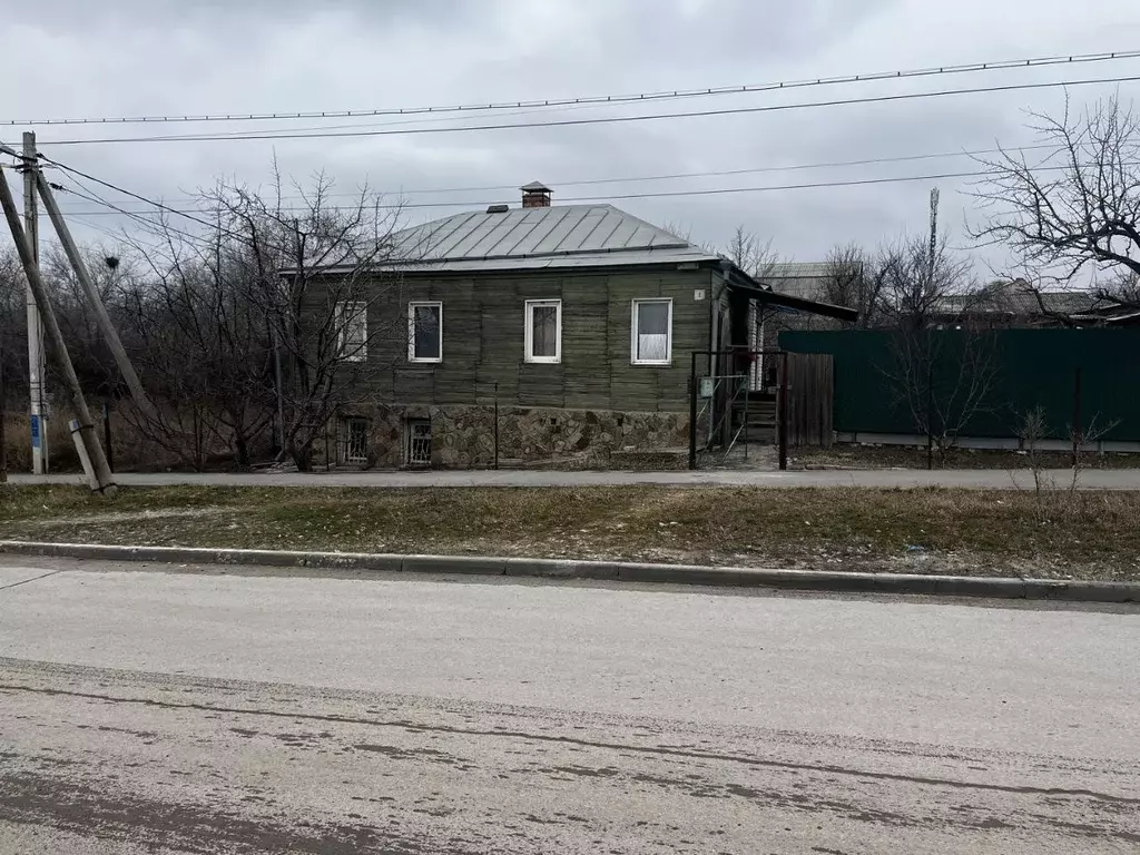 Дом в Волгоградская область, Волгоград Высокая ул., 2 (126 м) - Фото 1