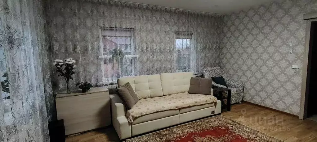 Дом в Омская область, Омский район, с. Розовка ул. Титова (86 м) - Фото 1
