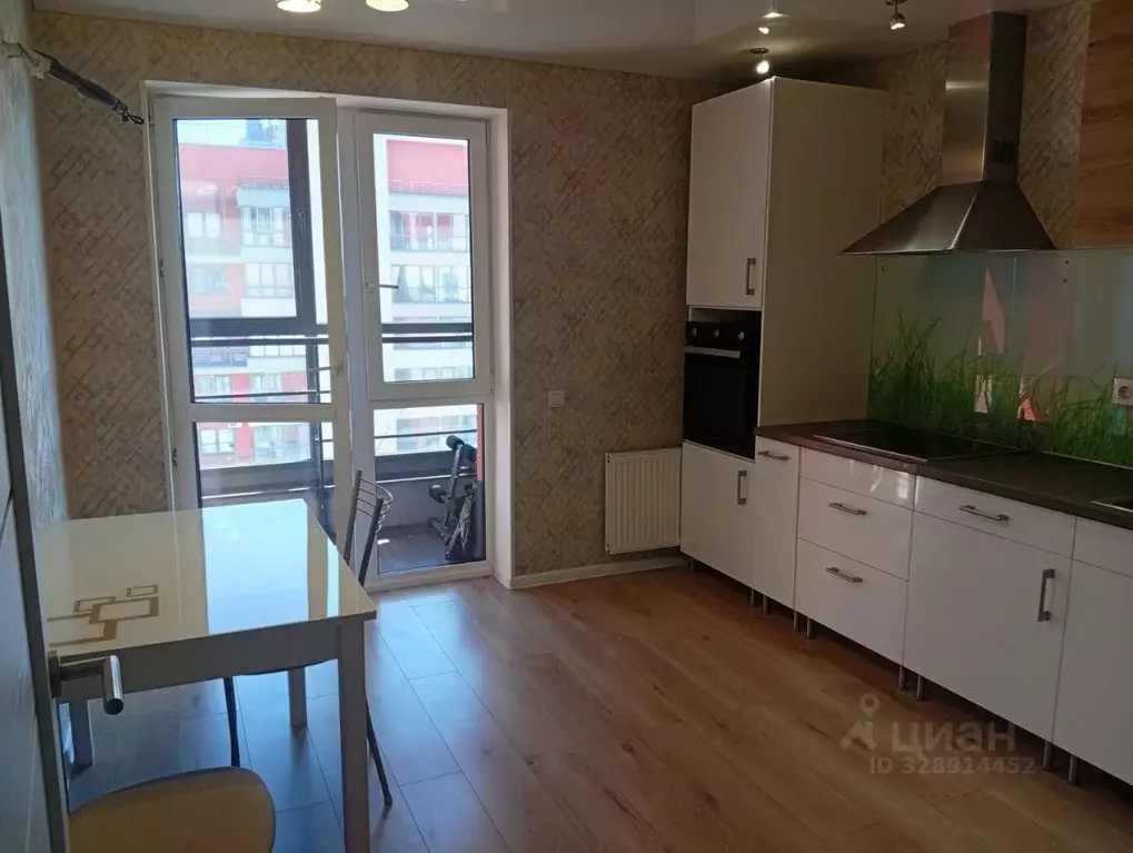 2-к кв. Тюменская область, Тюмень ул. Газовиков, 63 (60.0 м) - Фото 1