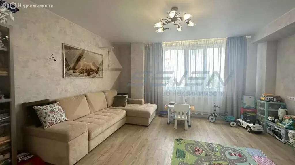 3-комнатная квартира: Севастополь, улица Колобова, 20 (91.4 м) - Фото 1