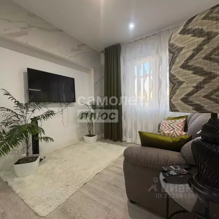 1-к кв. Иркутская область, Иркутск Дальневосточная ул., 141 (53.0 м) - Фото 1