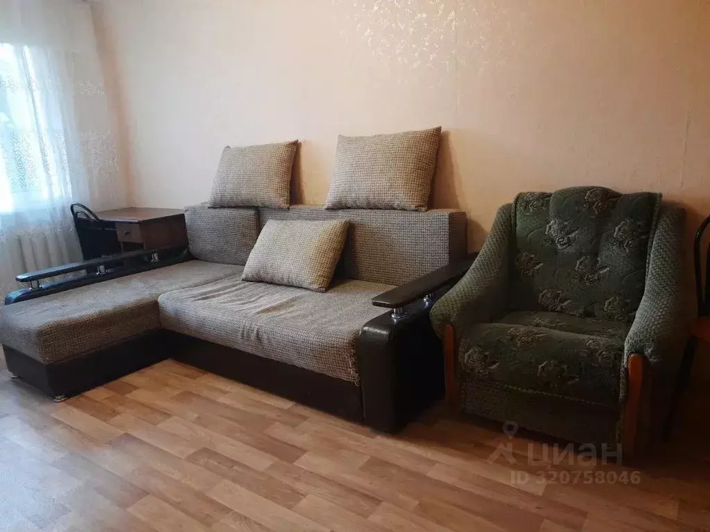 2-к кв. Псковская область, Печоры Юбилейная ул., 5 (46.0 м) - Фото 2