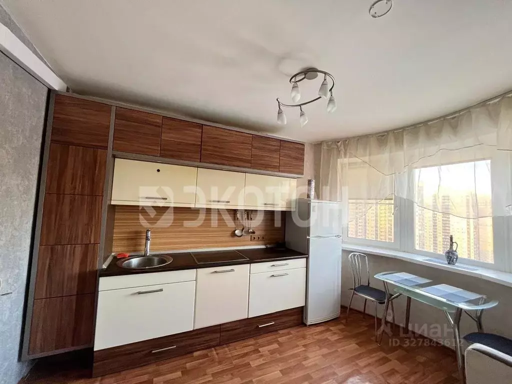 1-к кв. Санкт-Петербург пос. Парголово, ул. Михаила Дудина, 25к2 (42.0 ... - Фото 0