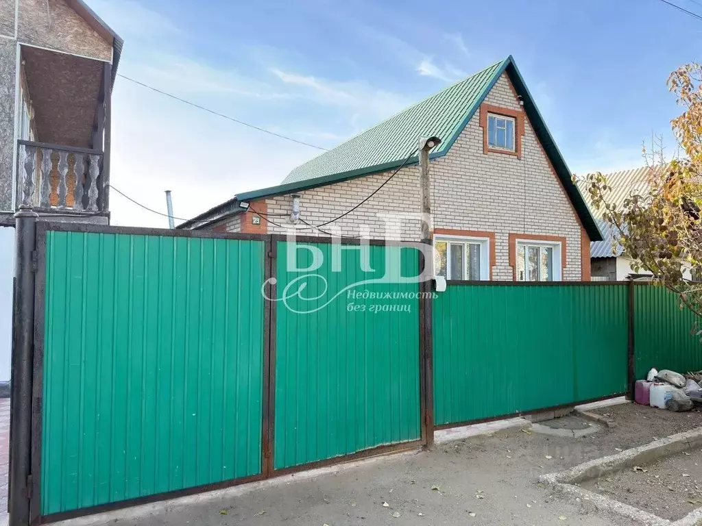 Дом в Оренбургская область, Соль-Илецк Архитектурная ул., 29 (100 м) - Фото 1