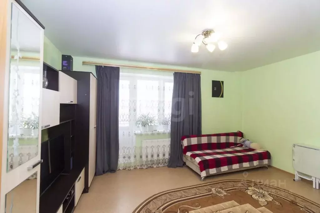 Студия Тюменская область, Тюмень Кремлевская ул., 112к4 (26.6 м) - Фото 0