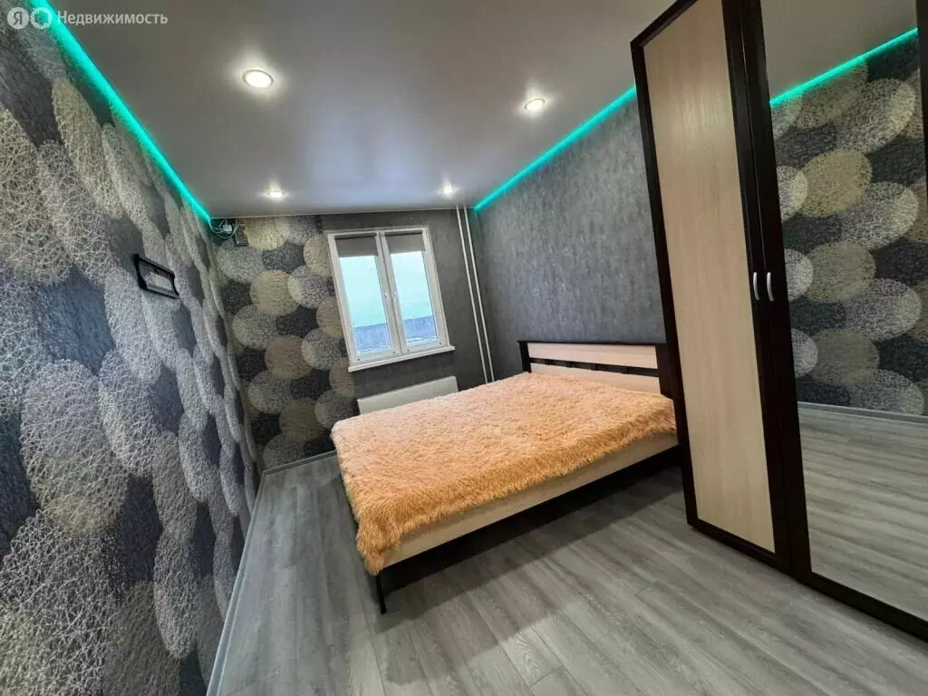 2-комнатная квартира: Тихвин, улица Ярослава Иванова, 1 (48.1 м) - Фото 1