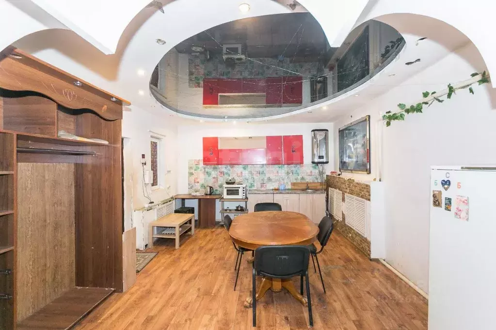 Дом в Новосибирская область, Новосибирск ул. Гладкова, 49 (320 м) - Фото 1