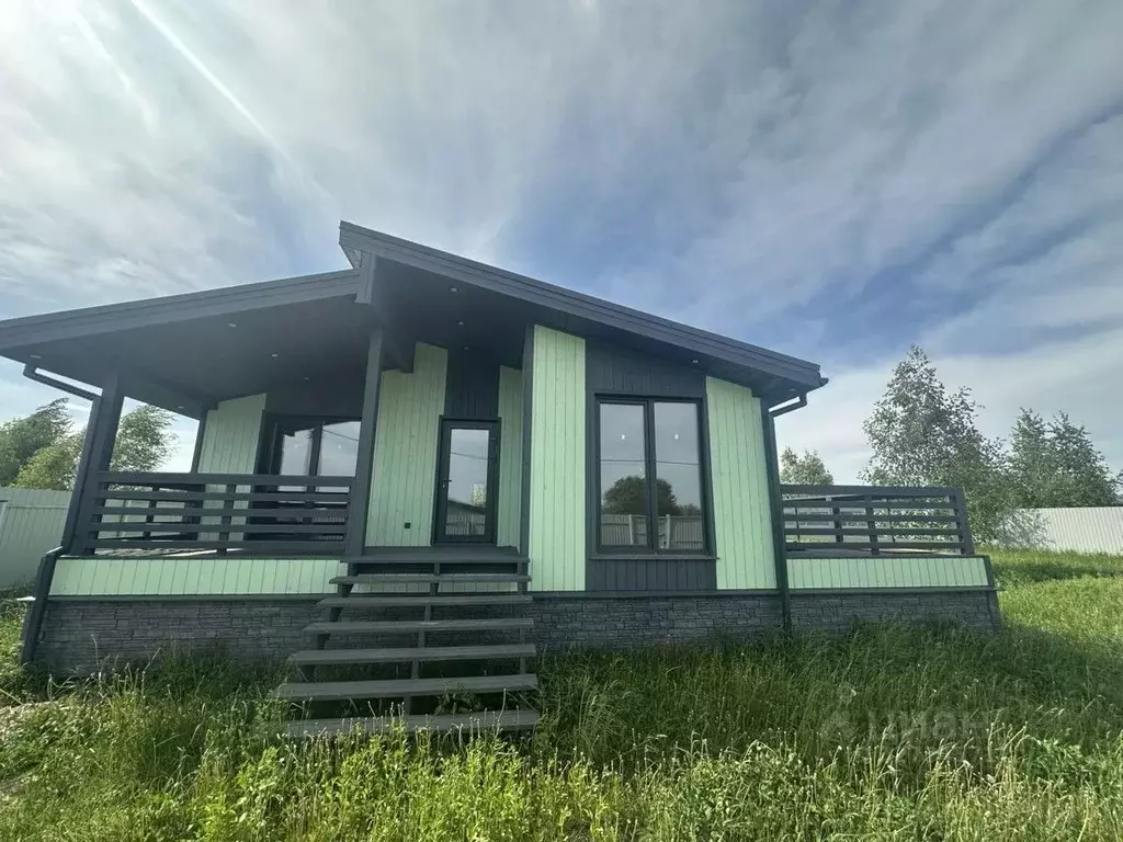 Дом в Московская область, Серпухов городской округ, д. Клейменово  ... - Фото 1