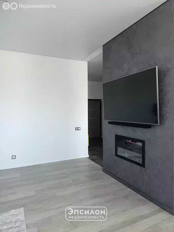 3-комнатная квартира: Курск, Хуторская улица, 4 (109.8 м) - Фото 1