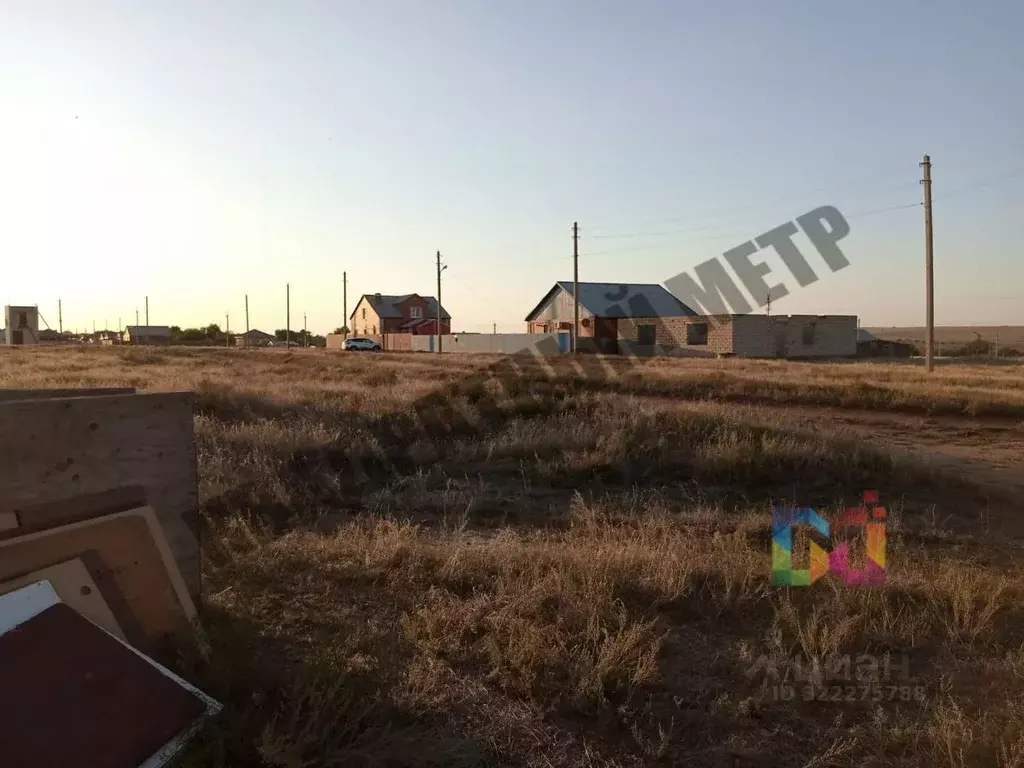 Участок в Калмыкия, Целинный район, с. Троицкое ул. Учительская, 61 ... - Фото 1