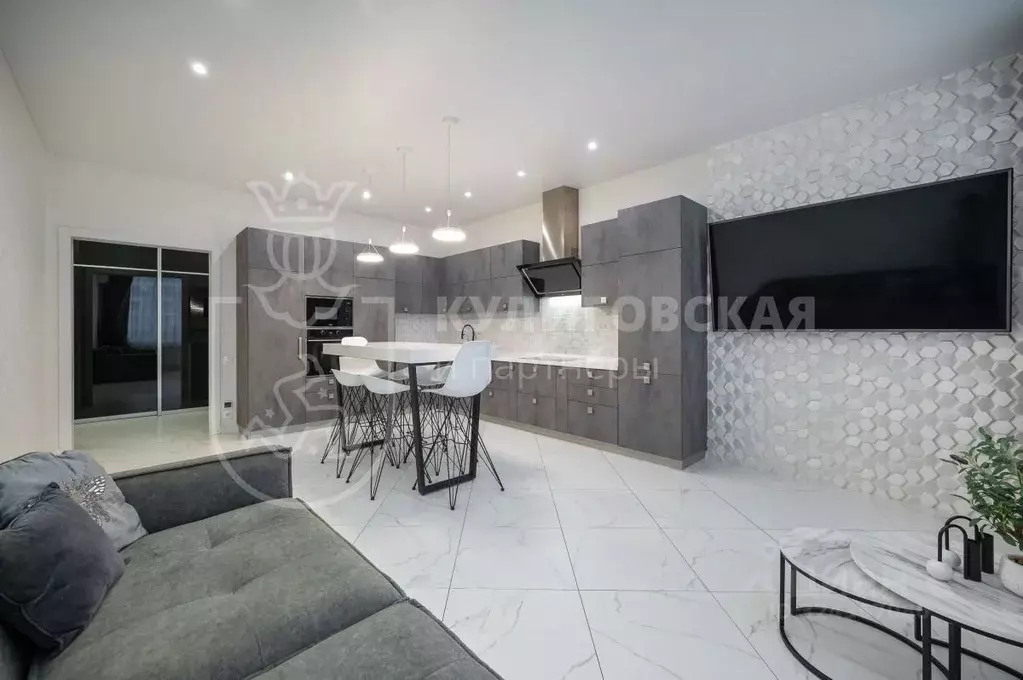 3-к кв. Свердловская область, Екатеринбург ул. Гоголя, 57 (93.3 м) - Фото 1