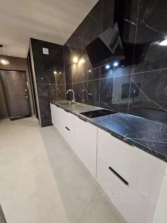 Студия Свердловская область, Екатеринбург ул. Академика Ландау, 47 ... - Фото 1