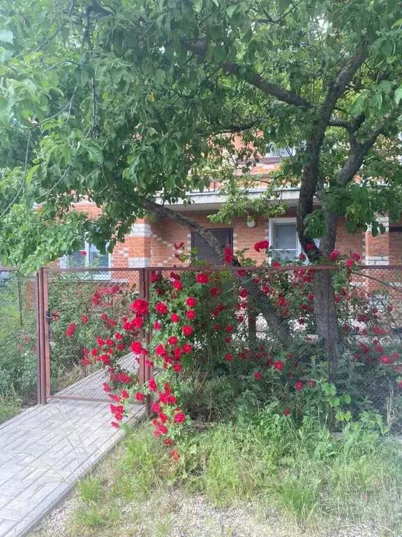 Дом в Липецкая область, Елецкий район, Малобоевский сельсовет, д. ... - Фото 1