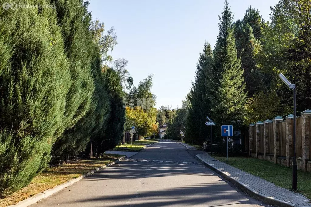 Участок в Одинцовский городской округ, коттеджный посёлок Изумрудный ... - Фото 0