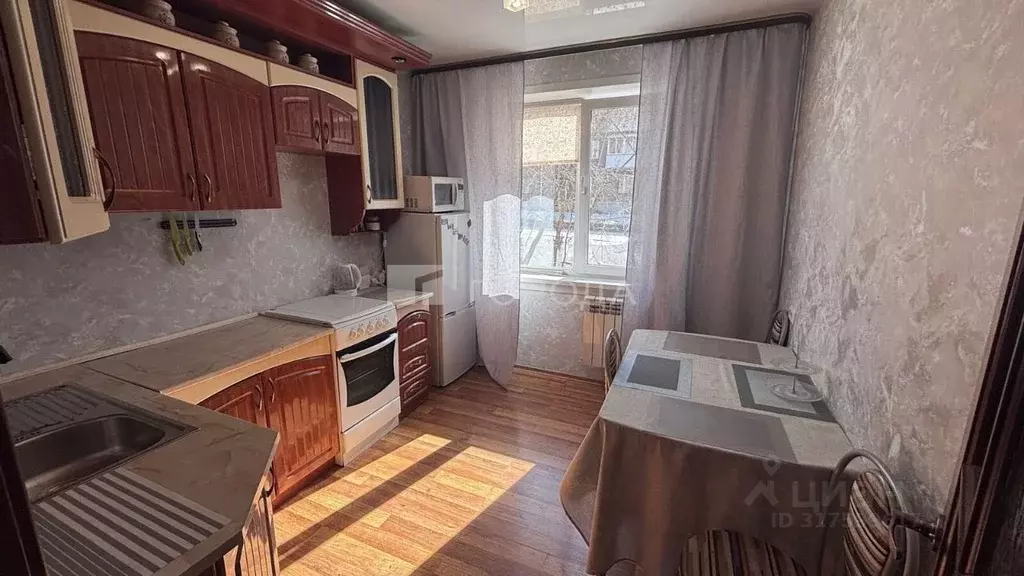 2-к кв. Новосибирская область, Новосибирск ул. Есенина, 8/1 (50.0 м) - Фото 0