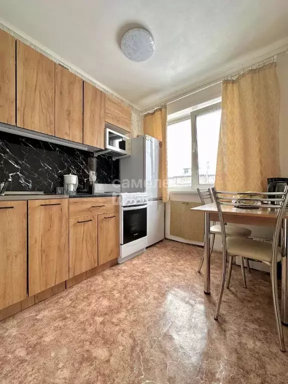 2-к кв. Кемеровская область, Ленинск-Кузнецкий ул. Суворова, 8 (42.7 ... - Фото 0