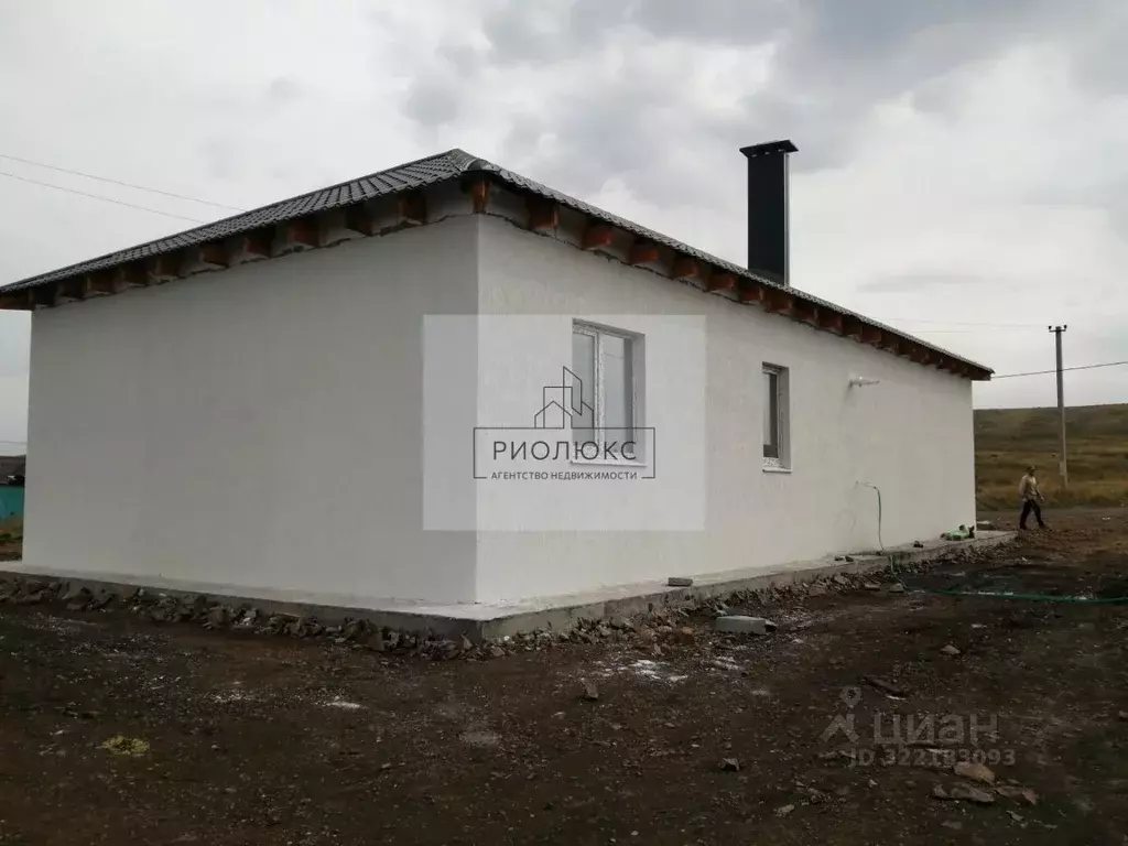 Дом в Челябинская область, с. Агаповка, Казачий мкр 15 (90 м) - Фото 2