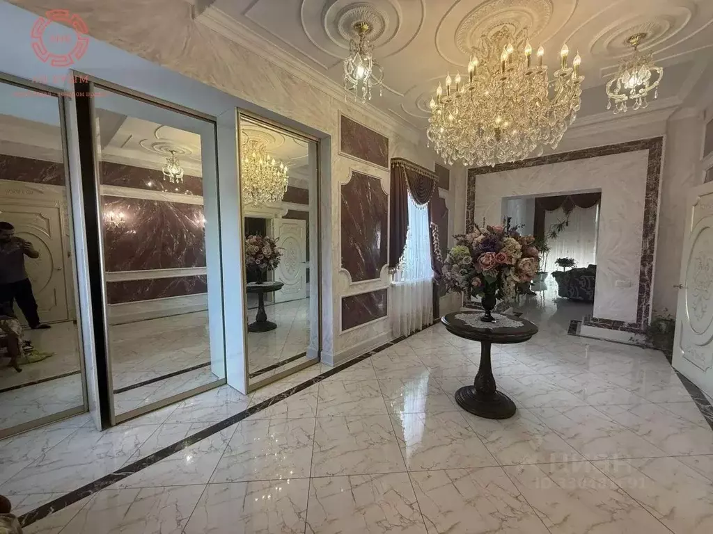 Дом в Крым, Керчь ул. Урицкого, 5 (300 м) - Фото 1