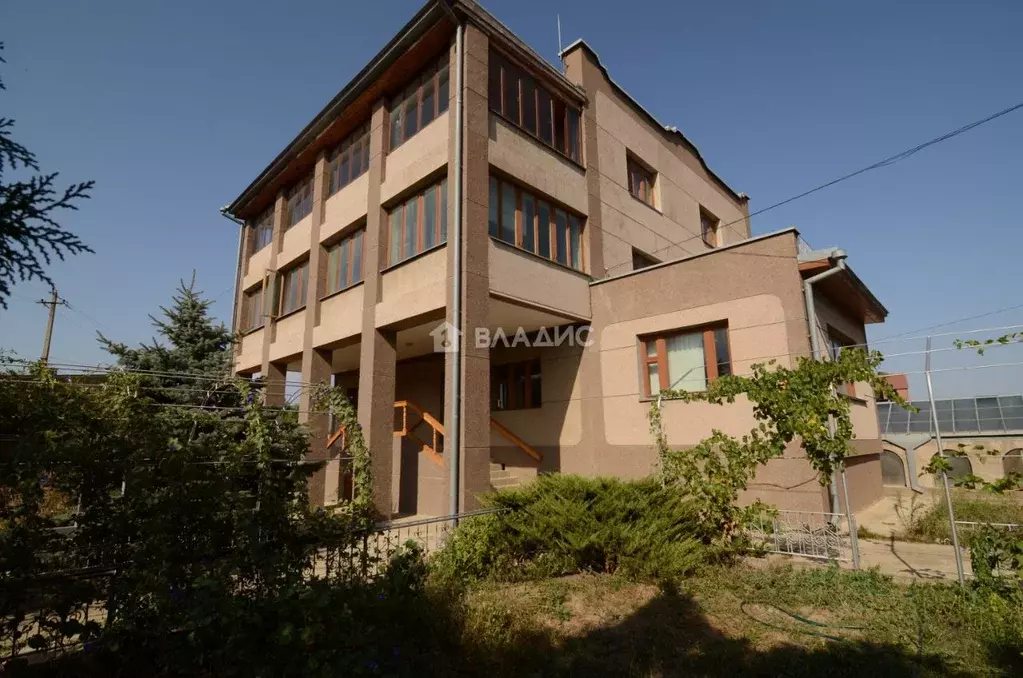 Дом в Крым, Симферополь городской округ, Комсомольское пгт ул. ... - Фото 2