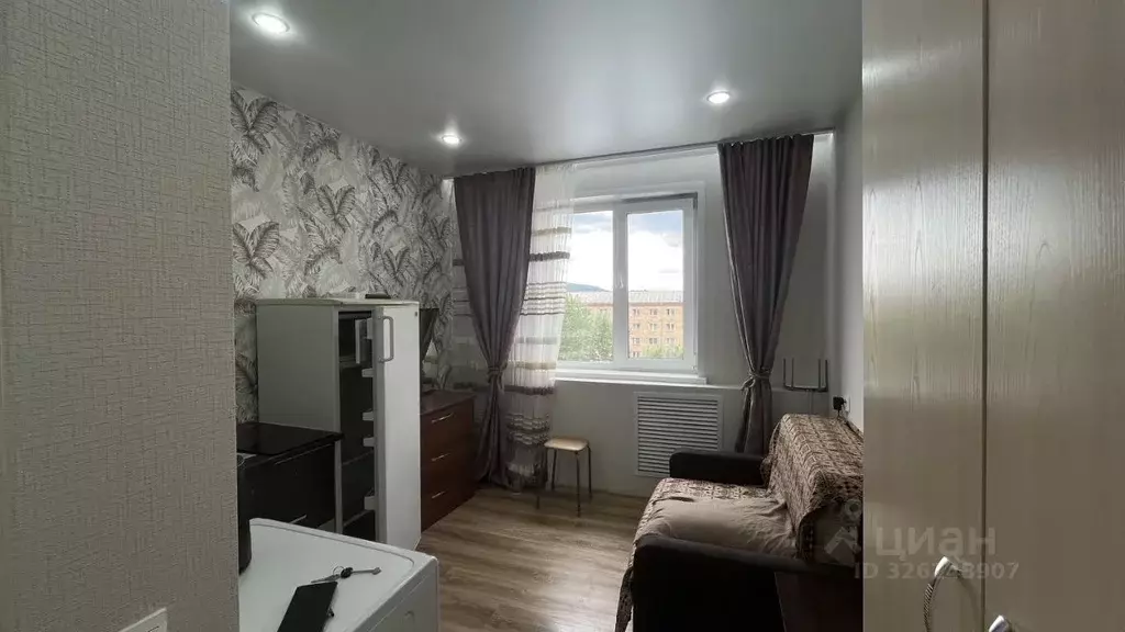 Комната Красноярский край, Красноярск ул. 60 лет Октября, 151 (11.6 м) - Фото 1