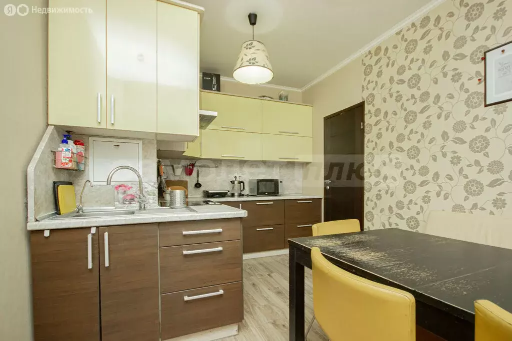 3-комнатная квартира: Одинцово, Комсомольская улица, 11 (72.8 м) - Фото 1