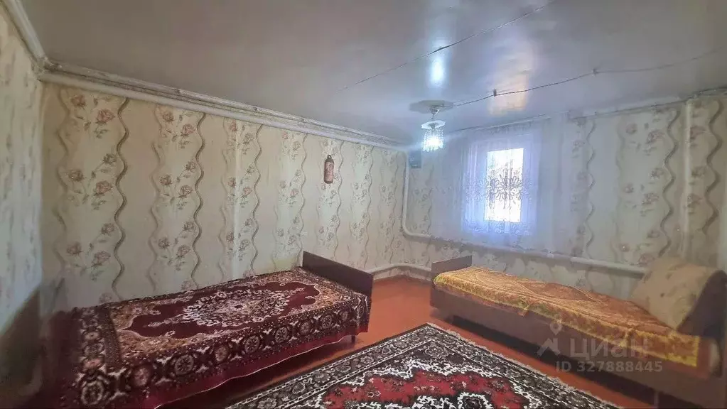 Дом в Астраханская область, Красноярский муниципальный округ, с. ... - Фото 2