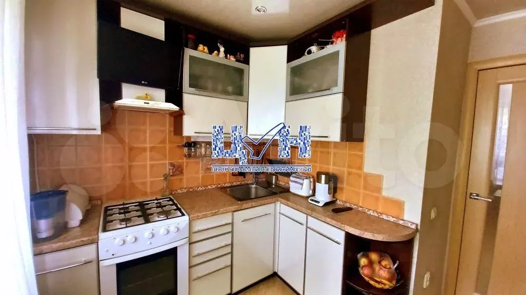 3-к. квартира, 52 м, 5/5 эт. - Фото 0