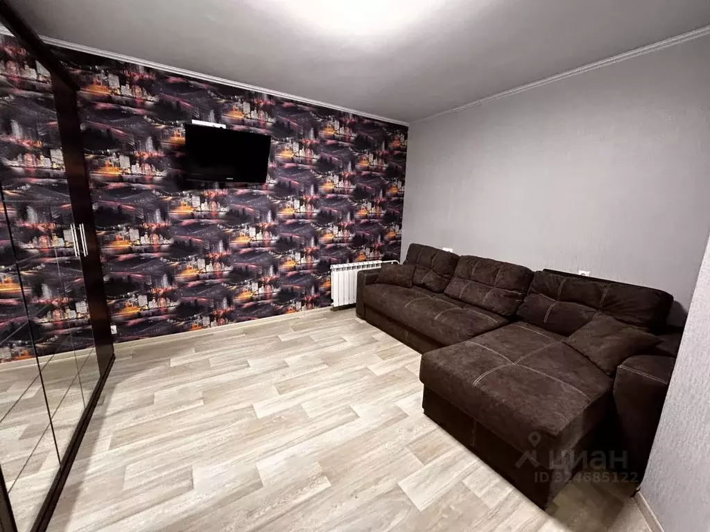 2-к кв. Ямало-Ненецкий АО, Новый Уренгой Юбилейный мкр, 4/2А (42.0 м) - Фото 1