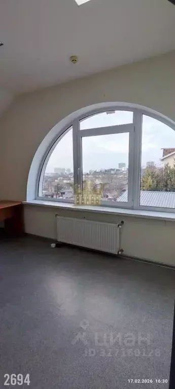 Офис в Крым, Симферополь ул. Куйбышева, 185 (82 м) - Фото 2