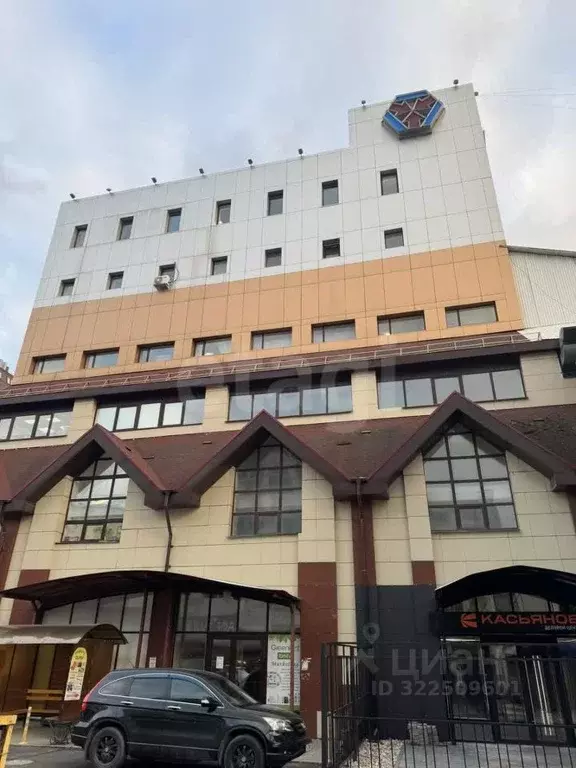 Помещение свободного назначения в Тюменская область, Тюмень ул. ... - Фото 1