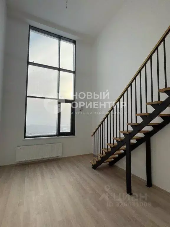 Студия Свердловская область, Екатеринбург ул. Краснофлотцев, 71 (34.6 ... - Фото 1