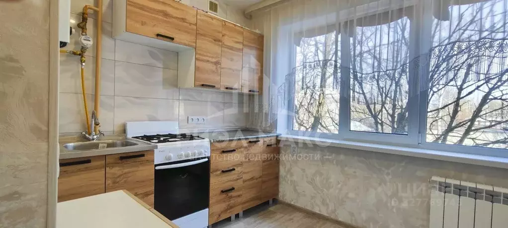 2-к кв. Брянская область, Брянск Красноармейская ул., 164 (47.9 м) - Фото 1