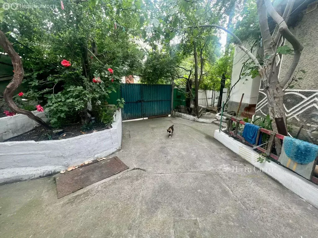 2-комнатная квартира: Ялта, Шеломеевская улица, 6 (45.3 м) - Фото 1