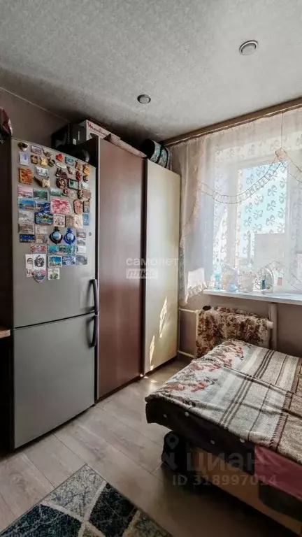 Комната Омская область, Омск Привокзальный мкр, ул. Карбышева, 38А ... - Фото 1