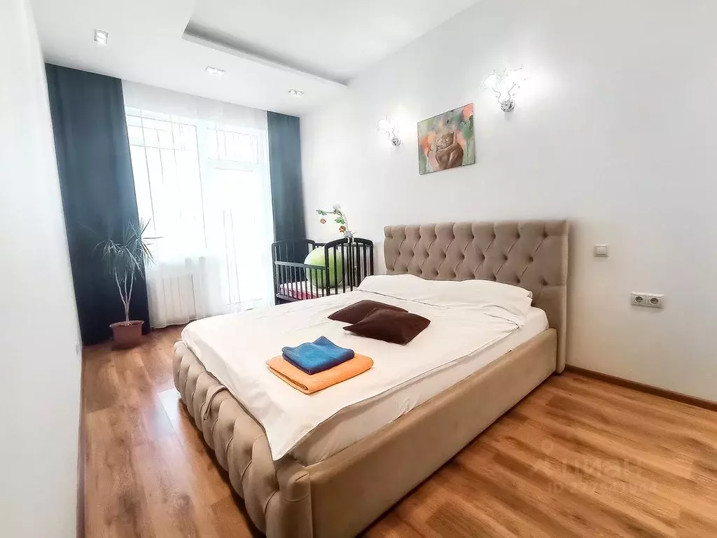 2-к кв. Свердловская область, Екатеринбург ул. Шейнкмана, 111 (70.0 м) - Фото 0