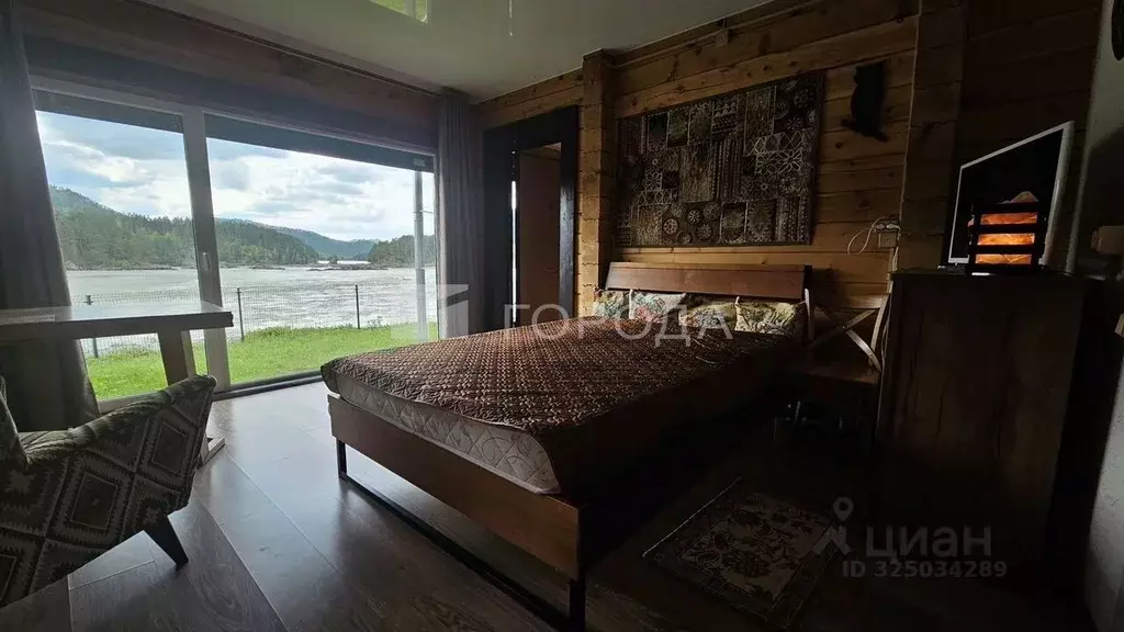 Дом в Алтай, Майминский район, с. Манжерок Катунская ул., 4 (132 м) - Фото 1