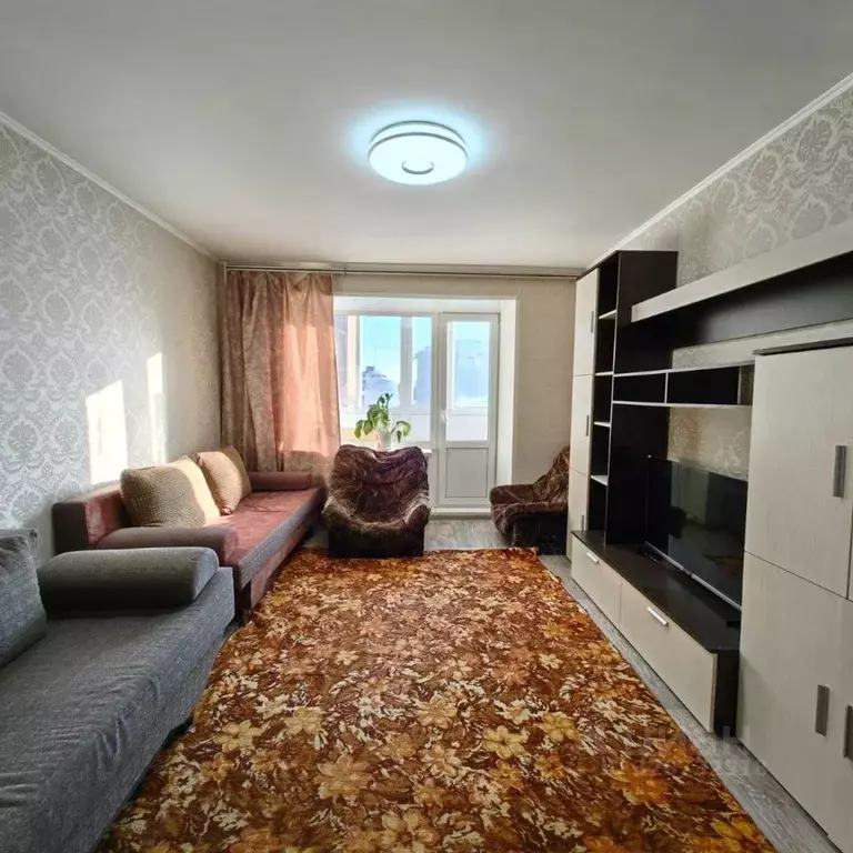 3-к кв. Ханты-Мансийский АО, Югорск ул. Дружбы Народов, 1 (60.9 м) - Фото 1