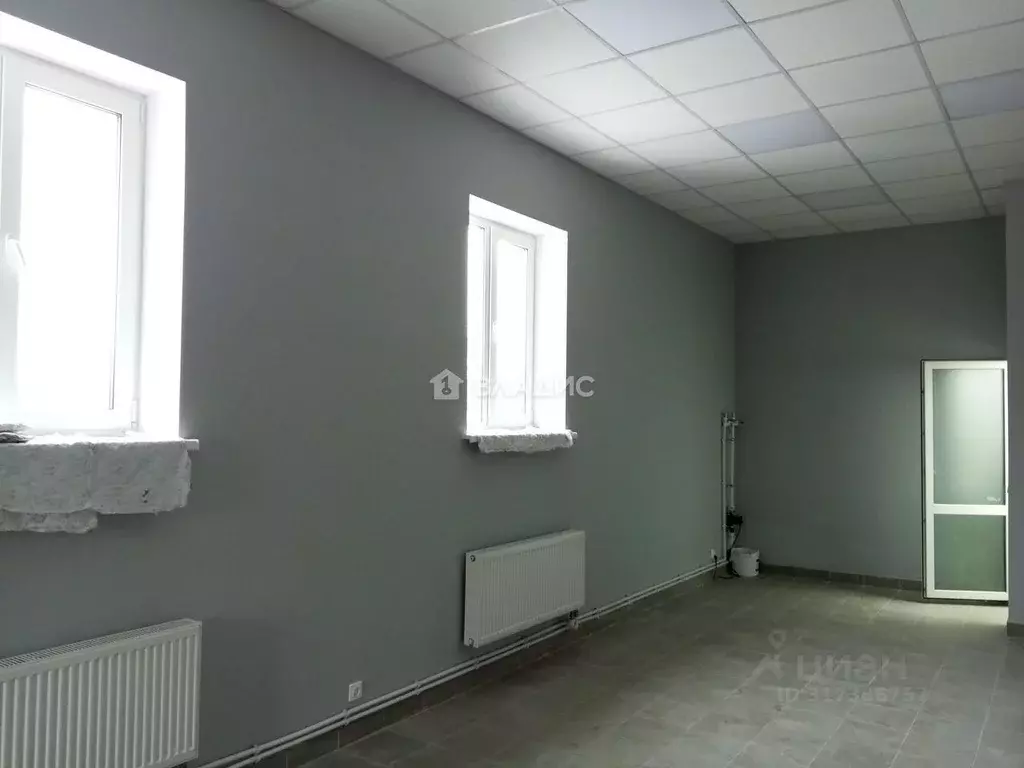 Помещение свободного назначения в Коми, Сыктывкар Пермская ул., 14А ... - Фото 0