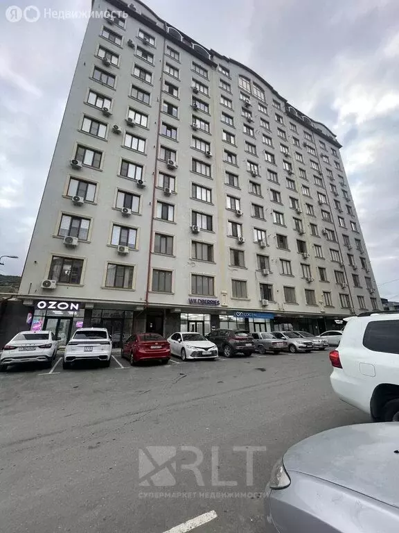 2-комнатная квартира: Махачкала, 3-й тупик Амет-Хана Султана, 8 (86 м) - Фото 2