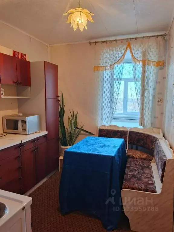 3-к кв. Ханты-Мансийский АО, Мегион ул. Сутормина, 6 (61.7 м) - Фото 1