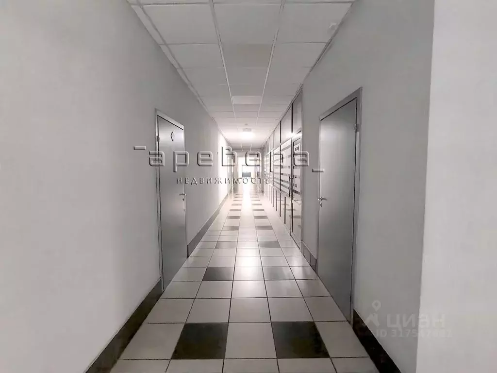 Офис в Красноярский край, Красноярск ул. Маерчака, 8с2 (323 м) - Фото 1