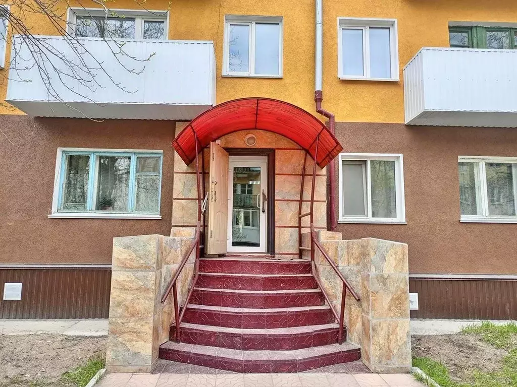 Торговая площадь в Хакасия, Сорск Усть-Абаканский район, ул. Гагарина, ... - Фото 1