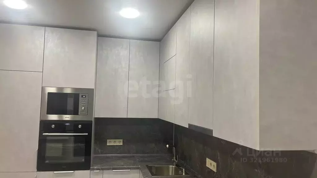2-к кв. Хабаровский край, Хабаровск Тихоокеанская ул., 129 (47.0 м) - Фото 1