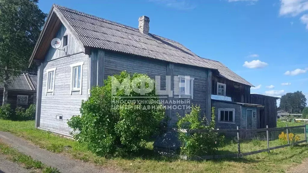 Дом в Карелия, Прионежский район, пос. Ладва Набережная ул., 7 (124 м) - Фото 0
