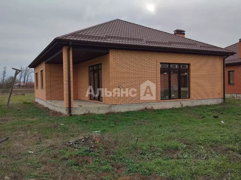 Дом в Краснодарский край, Тимашевск Колхозный пер., 2 (90 м) - Фото 1